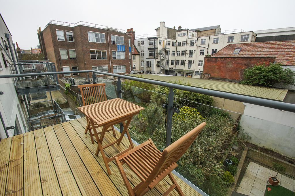 Avalon Balcony Apartment Brighton Екстериор снимка